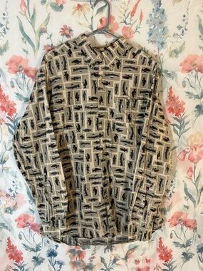 Vintage Columbia Men's Tan and Black Fishing Print Button-Down Shirt